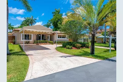 939 Washington St, Hollywood, FL 33019 - Photo 3