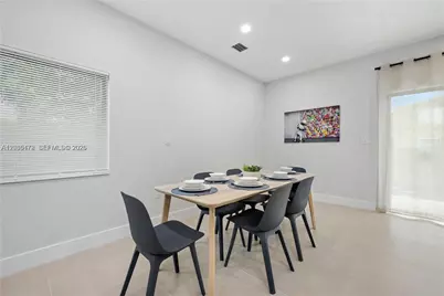 1121 NW 25th St, Miami, FL 33127 - Photo 9