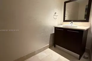 17121 Collins Ave, Sunny Isles Beach, FL 33160 - Photo 15