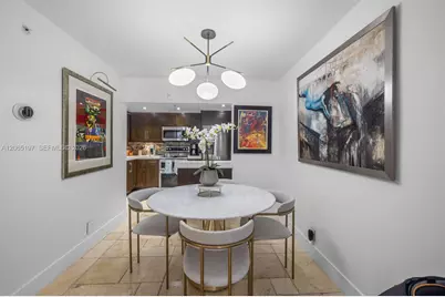 2625 Collins Ave #402, Miami Beach, FL 33140 - Photo 9