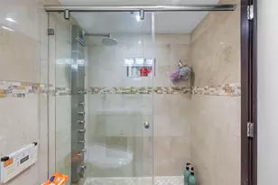 2625 Collins Ave, Miami Beach, FL 33140 - Photo 17