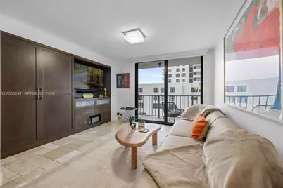 2625 Collins Ave #402, Miami Beach, FL 33140 - Photo 5
