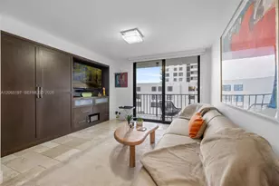 2625 Collins Ave, Miami Beach, FL 33140 - Photo 5