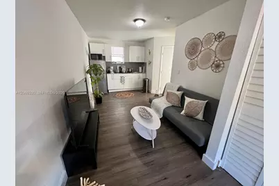 1068 NW 5th St #B-1, Miami, FL 33128 - Photo 11