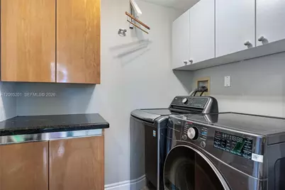 21150 Point Pl #702, Aventura, FL 33180 - Photo 31