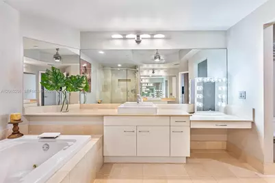 21150 Point Pl #702, Aventura, FL 33180 - Photo 21