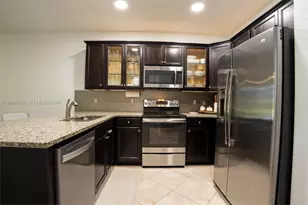 6943 Halton Park Ln, Coconut Creek, FL 33073 - Photo 9