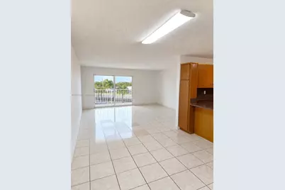 555 NE 123rd St #215-D, North Miami, FL 33161 - Photo 1