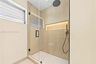 1400 NE 191st St, Miami, FL 33179 - Photo 15