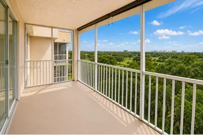250 Jacaranda Dr #805, Plantation, FL 33324 - Photo 17