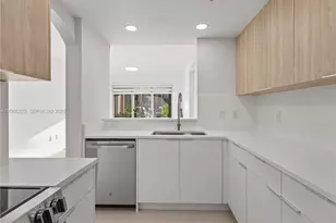 6420 NW 114th Ave, Doral, FL 33178 - Photo 13