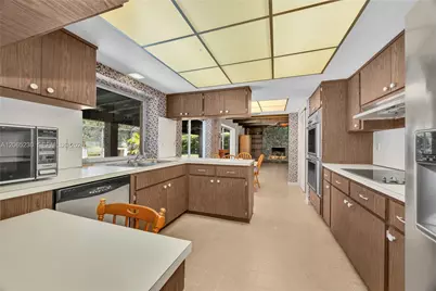 11800 SW 72nd Ave, Pinecrest, FL 33156 - Photo 15