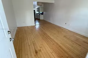 8080 Tatum Waterway Dr, Miami Beach, FL 33141 - Photo 3