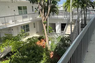 8080 Tatum Waterway Dr, Miami Beach, FL 33141 - Photo 1