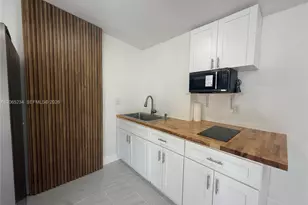8805 SW 43rd Terrace, Miami, FL 33165 - Photo 5