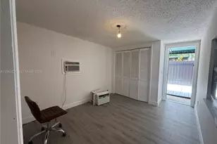 8805 SW 43rd Terrace, Miami, FL 33165 - Photo 11
