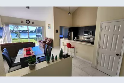 10702 Pelican Dr, Wellington, FL 33414 - Photo 7