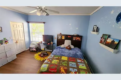 10702 Pelican Dr, Wellington, FL 33414 - Photo 19