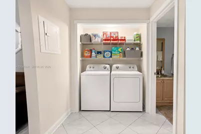 2311 SW 82nd Ter, North Lauderdale, FL 33068 - Photo 7