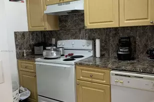 15324 SW 72nd St, Miami, FL 33193 - Photo 5
