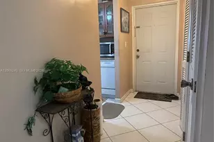 9001 Sunrise Lakes Blvd, Sunrise, FL 33322 - Photo 5