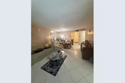 9001 Sunrise Lakes Blvd #201, Sunrise, FL 33322 - Photo 11
