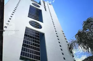 1717 N Bayshore Dr, Miami, FL 33132 - Photo 3