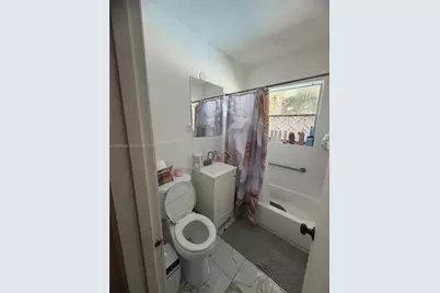 331 NW 39th Ave, Lauderhill, FL 33311 - Photo 3