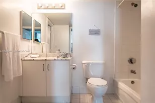 1200 Brickell Bay Dr, Miami, FL 33131 - Photo 15