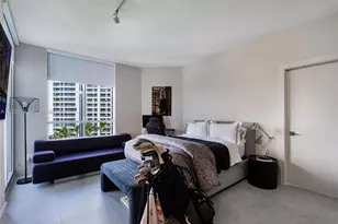 21050 Point Pl, Aventura, FL 33180 - Photo 25