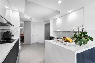21050 Point Pl, Aventura, FL 33180 - Photo 11