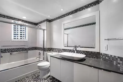 21050 Point Pl #1006, Aventura, FL 33180 - Photo 27