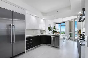 21050 Point Pl, Aventura, FL 33180 - Photo 11