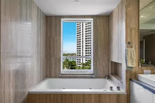 21050 Point Pl, Aventura, FL 33180 - Photo 21
