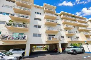 3601 NE 170th St, North Miami Beach, FL 33160 - Photo 15