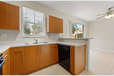 2531 SE 15th Ct, Homestead, FL 33035 - Photo 11