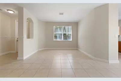 2531 SE 15th Ct, Homestead, FL 33035 - Photo 5