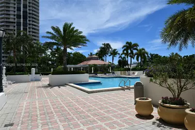 1000 E Island Blvd #303, Aventura, FL 33160 - Photo 19