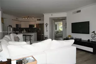 1000 E Island Blvd, Aventura, FL 33160 - Photo 17
