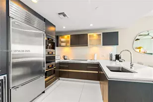 17001 Collins Ave, Sunny Isles Beach, FL 33160 - Photo 11