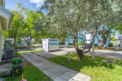 1975 NW 3rd Ct #39, Miami, FL 33136 - Photo 29