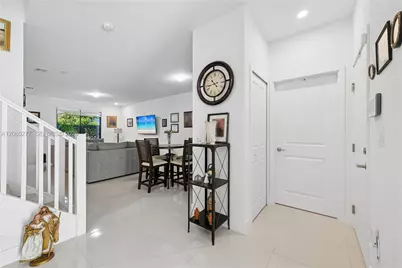 13667 SW 157th Ct, Miami, FL 33196 - Photo 5