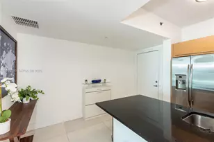 950 Brickell Bay Dr, Miami, FL 33131 - Photo 13