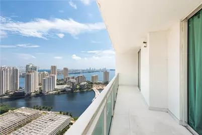 950 Brickell Bay Dr #3904, Miami, FL 33131 - Photo 1