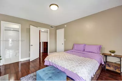 3716 NE 168th St #301, North Miami Beach, FL 33160 - Photo 23