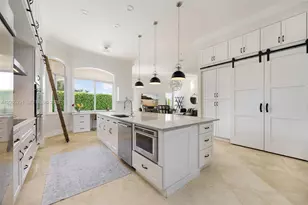8111 SW 178th St, Palmetto Bay, FL 33157 - Photo 9