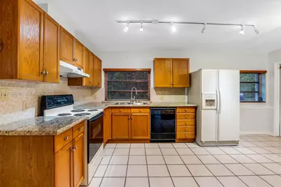 11624 SW 93rd St, Miami, FL 33176 - Photo 15