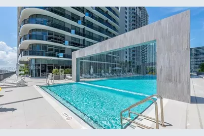 45 SW 9th St #1005, Miami, FL 33130 - Photo 35
