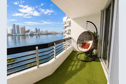 3600 Mystic Pointe Dr #1715, Aventura, FL 33180 - Photo 15