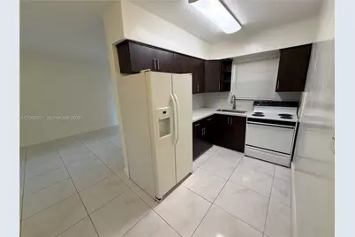 16150 NE 19th Ct #2, North Miami Beach, FL 33162 - Photo 3